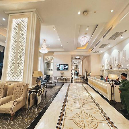 The Bazaar Hotel Бангкок Экстерьер фото