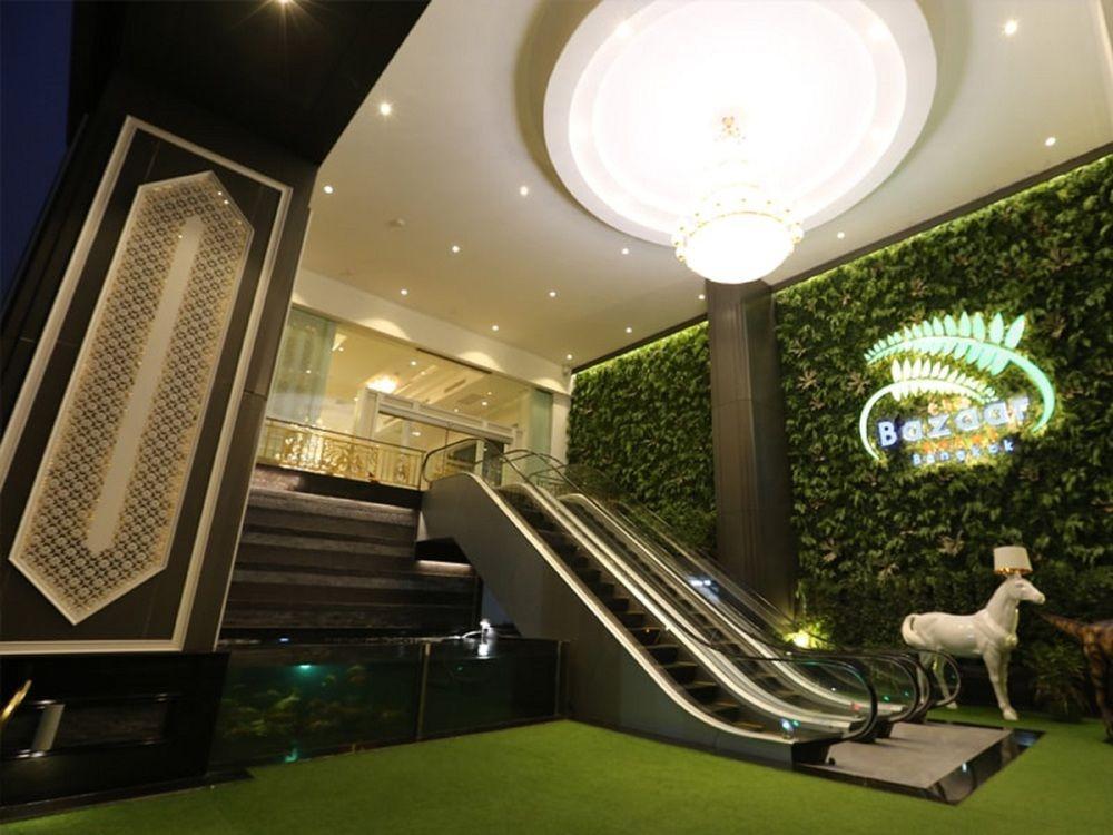 The Bazaar Hotel Бангкок Экстерьер фото