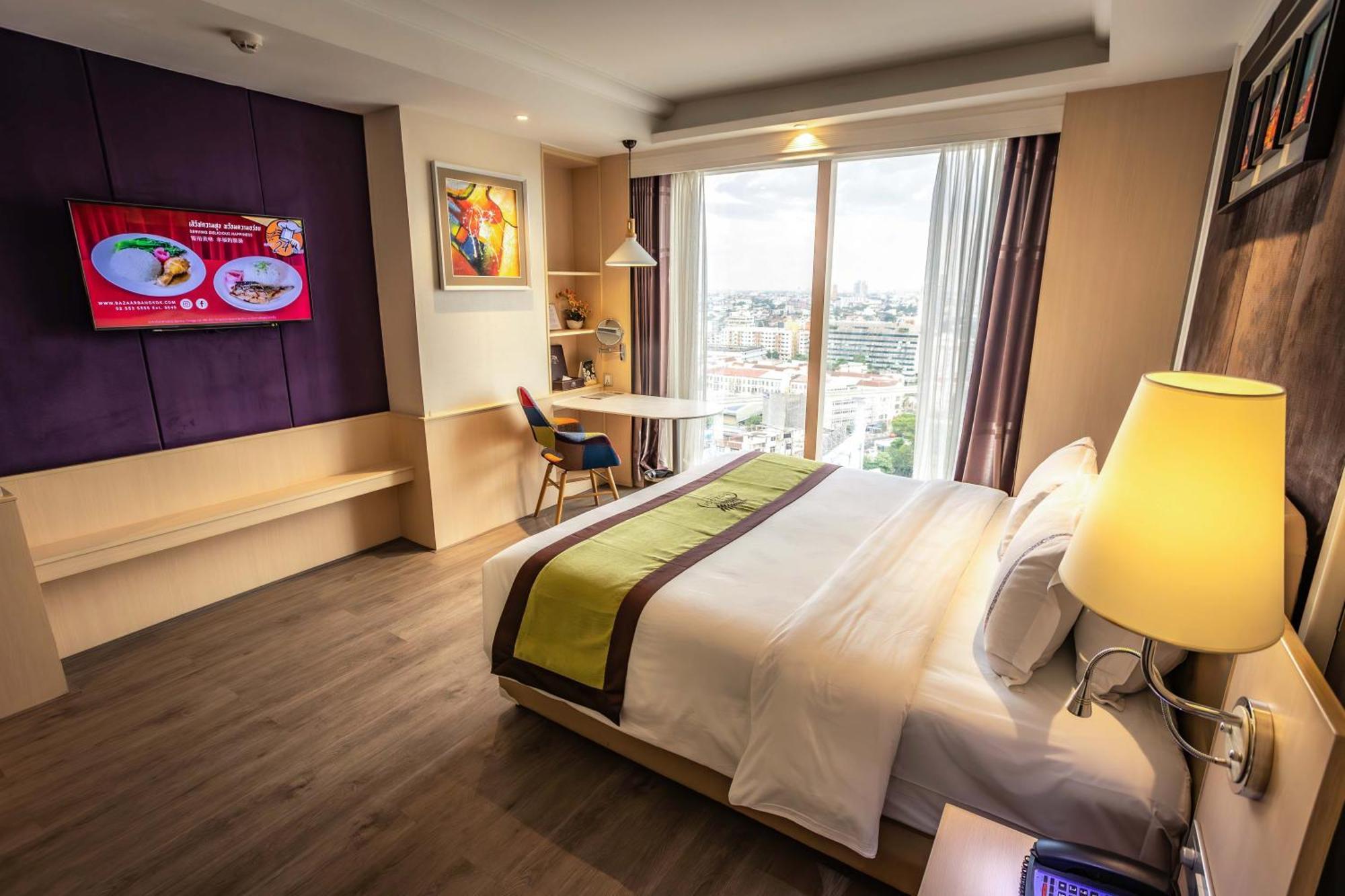 The Bazaar Hotel Бангкок Экстерьер фото